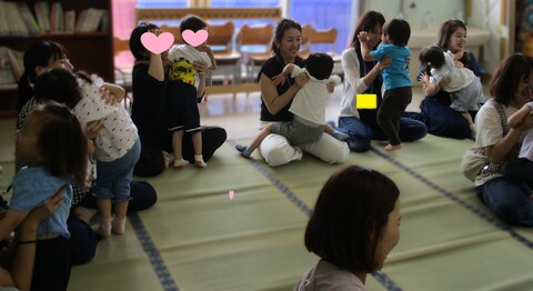 親子でスキンシップ遊び１