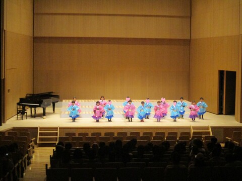ミズキーホールで音楽発表会♪
