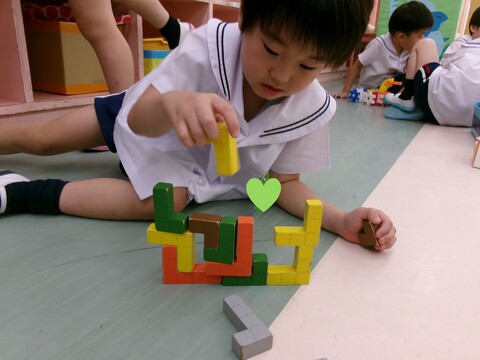 バランスよく、いろんな形を考え中👀