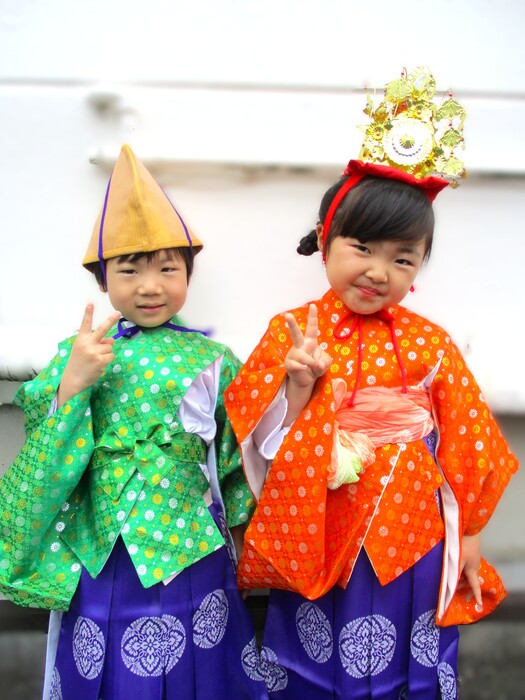 花まつりで稚児衣装を着ました♪(花まつり)